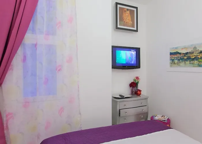 Apartamento Consulta By In